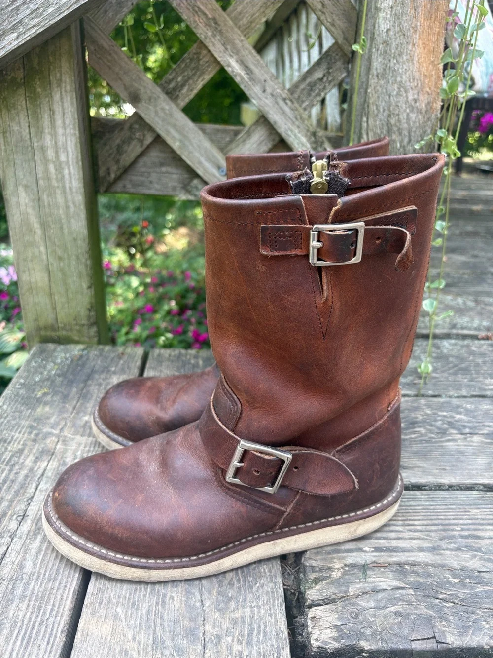 Red Wing size 6 Brown Leather Zip Engineer Boots